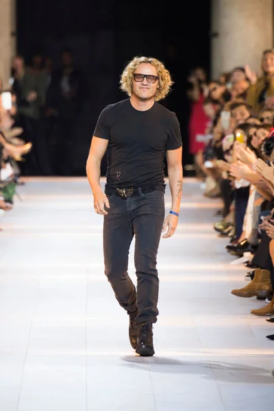 Look 51